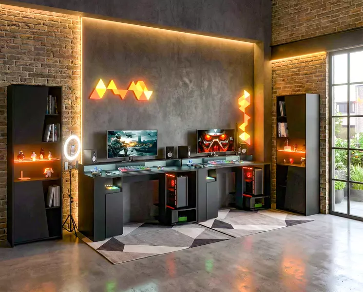 Fekete polcok a Gaming játékasztalokhoz